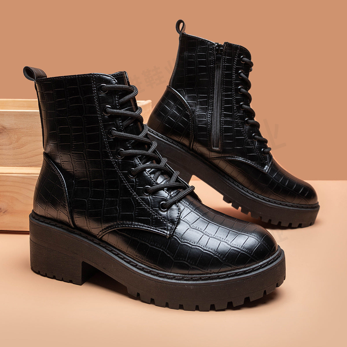 Montelle Paris™ | Bottines Noires à Semelle Épaisse