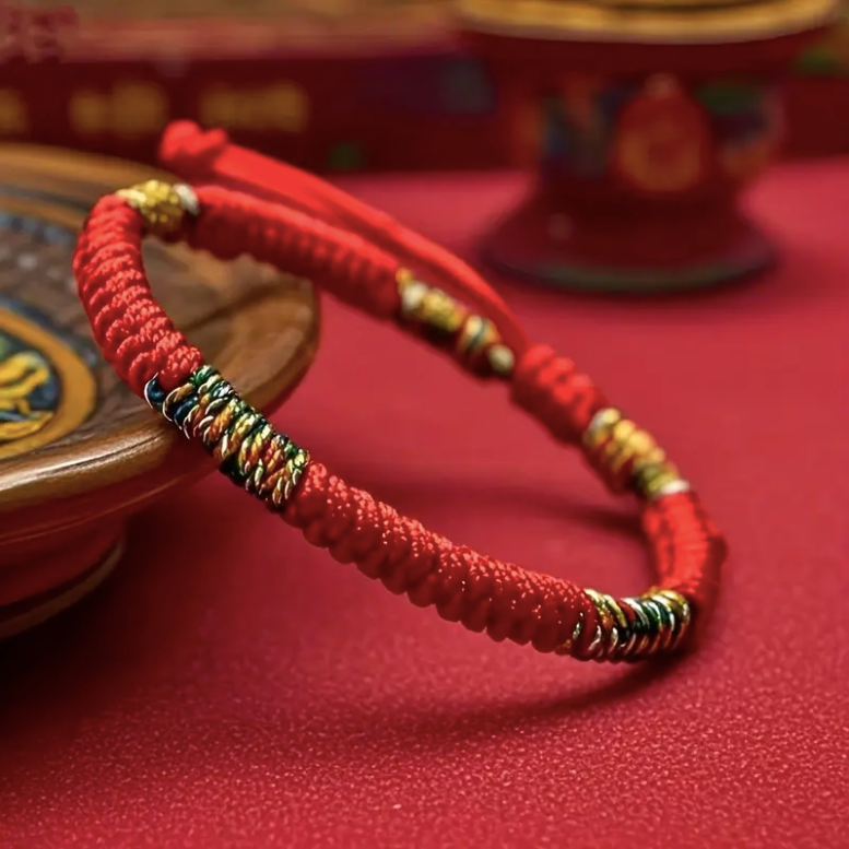 Montelle Paris™ | Bracelet “Fil Rouge du Destin” en soie