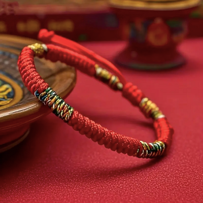 Montelle Paris™ | Bracelet “Fil Rouge du Destin” en soie